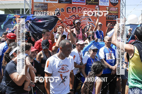 Buy your photos of the event8 Corrida guia de Fogo on Fotop