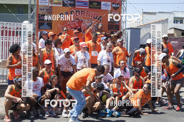 Buy your photos of the event8 Corrida guia de Fogo on Fotop