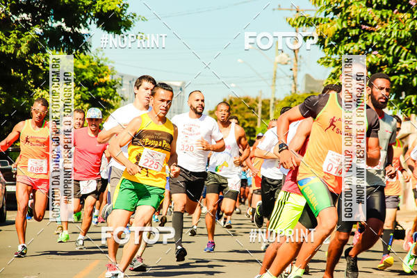 Buy your photos of the event8 Corrida guia de Fogo on Fotop