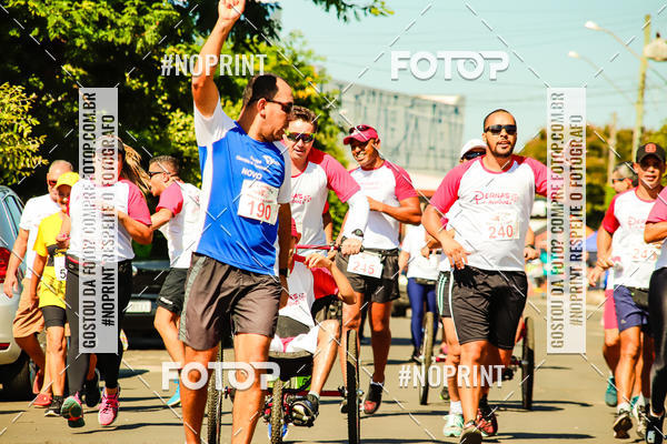 Buy your photos of the event8 Corrida guia de Fogo on Fotop