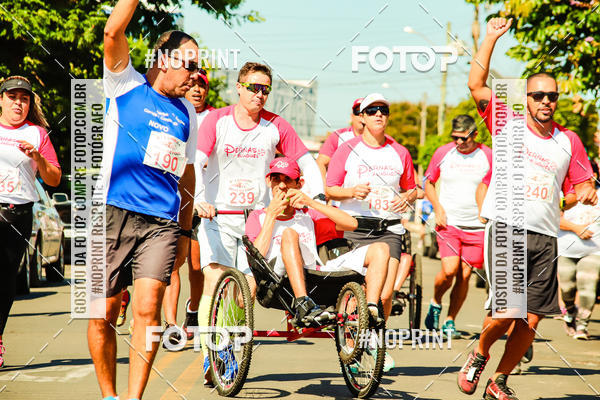 Buy your photos of the event8 Corrida guia de Fogo on Fotop