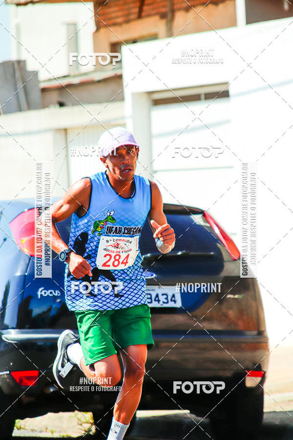 Buy your photos of the event8 Corrida guia de Fogo on Fotop