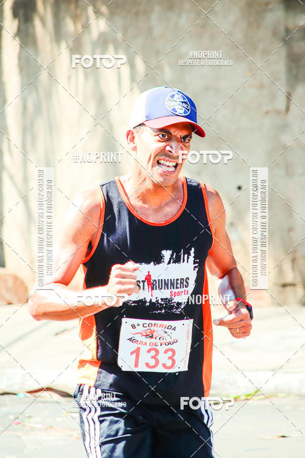 Buy your photos of the event8 Corrida guia de Fogo on Fotop