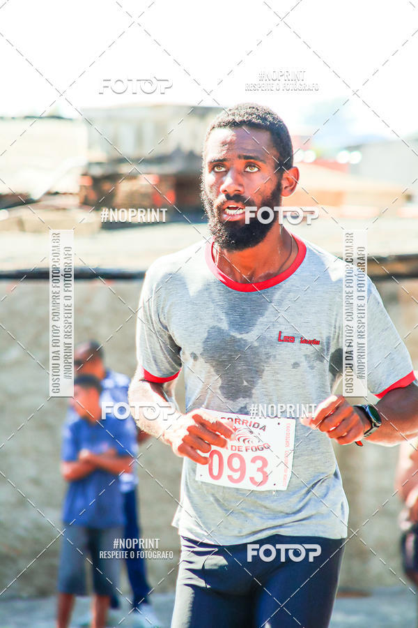 Buy your photos of the event8 Corrida guia de Fogo on Fotop