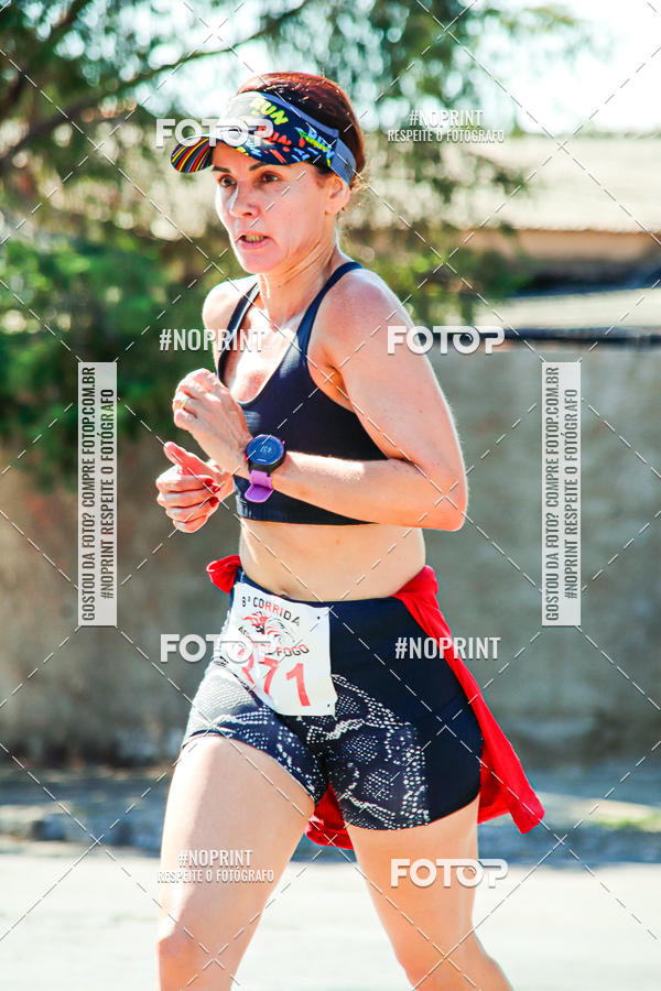 Buy your photos of the event8 Corrida guia de Fogo on Fotop