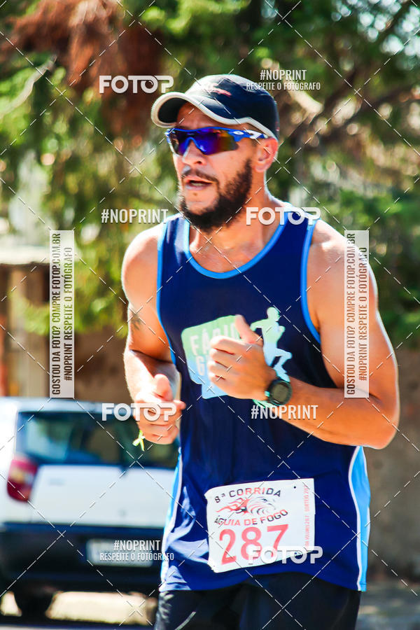 Buy your photos of the event8 Corrida guia de Fogo on Fotop