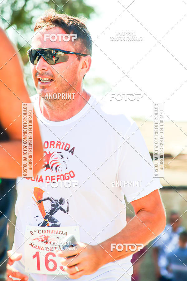 Buy your photos of the event8 Corrida guia de Fogo on Fotop