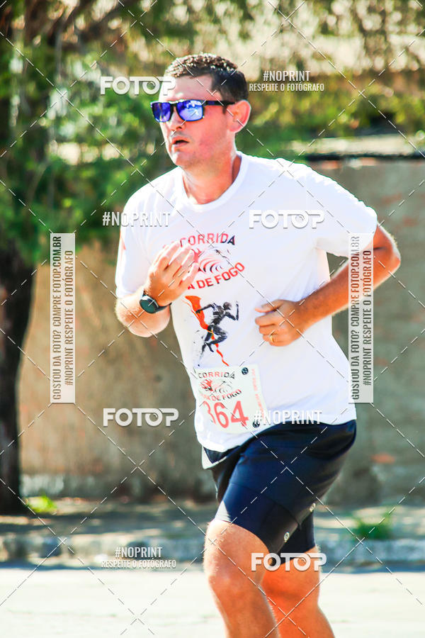 Buy your photos of the event8 Corrida guia de Fogo on Fotop