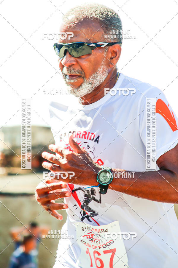 Buy your photos of the event8 Corrida guia de Fogo on Fotop