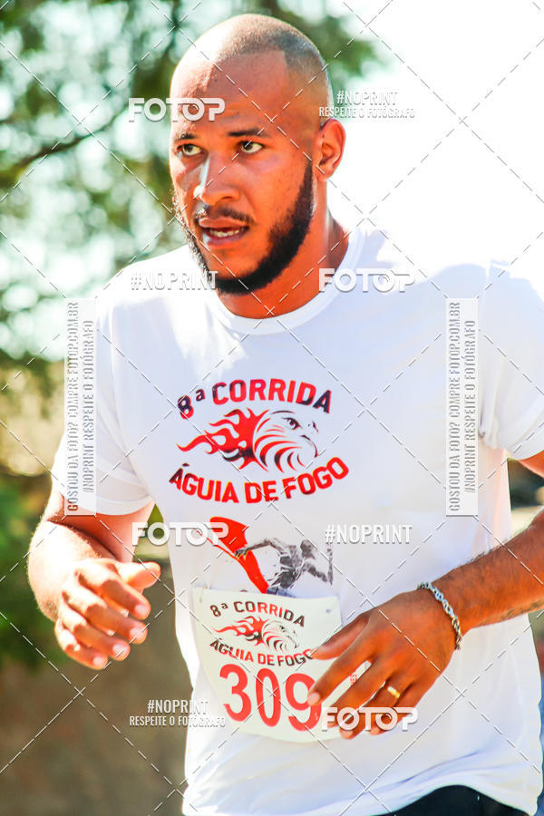 Buy your photos of the event8 Corrida guia de Fogo on Fotop