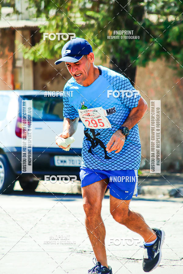 Buy your photos of the event8 Corrida guia de Fogo on Fotop