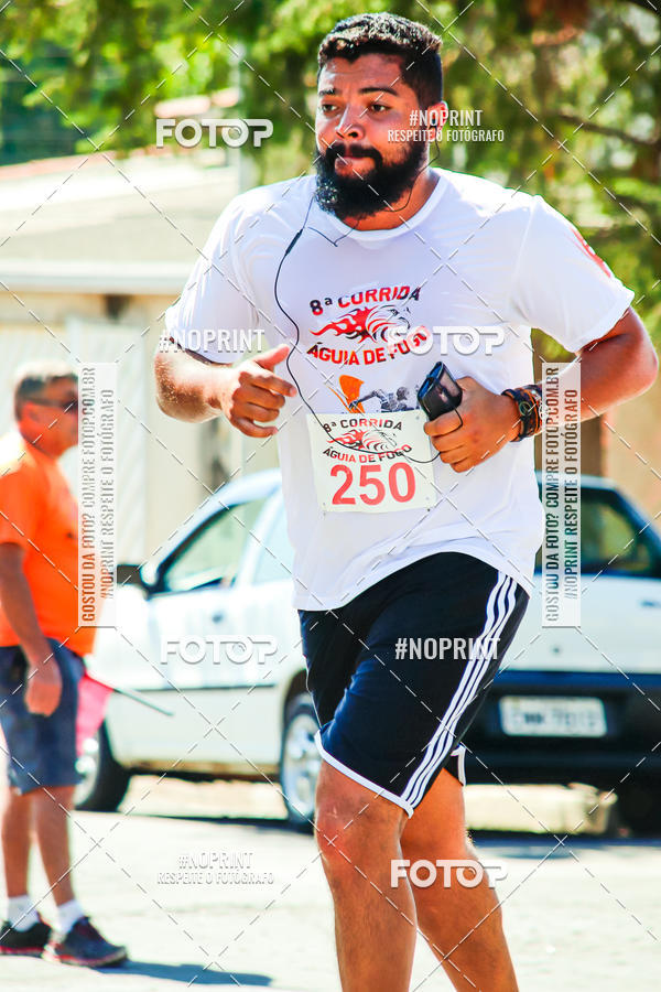 Buy your photos of the event8 Corrida guia de Fogo on Fotop
