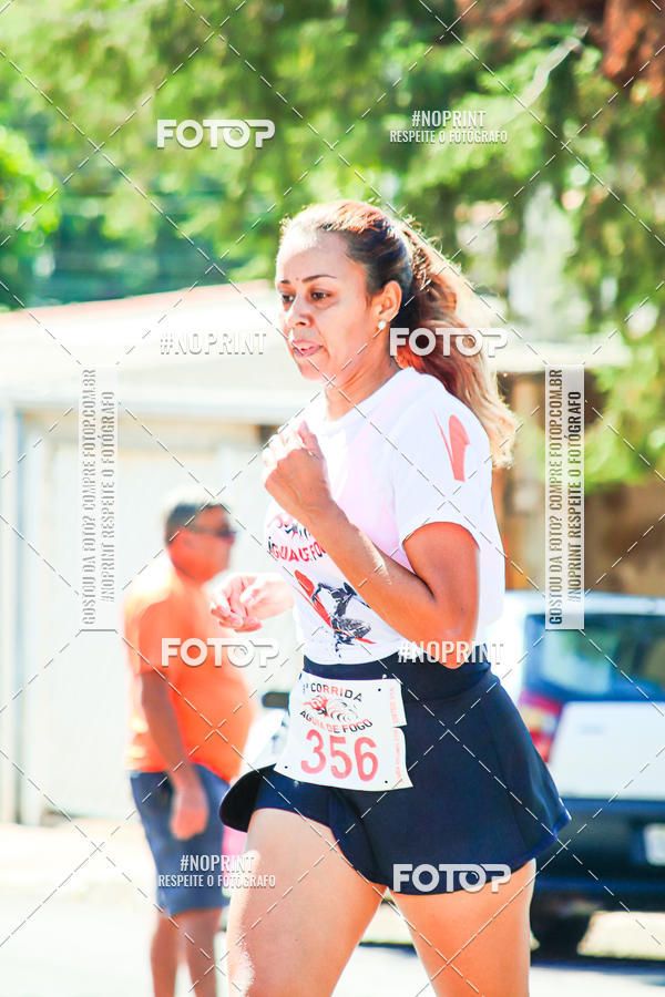 Buy your photos of the event8 Corrida guia de Fogo on Fotop