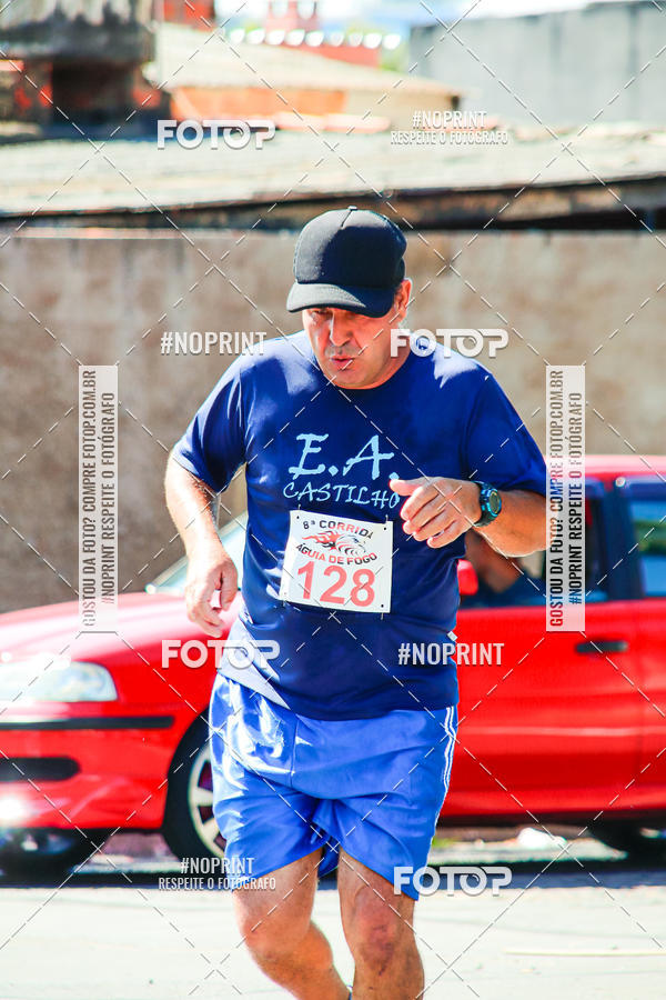 Buy your photos of the event8 Corrida guia de Fogo on Fotop