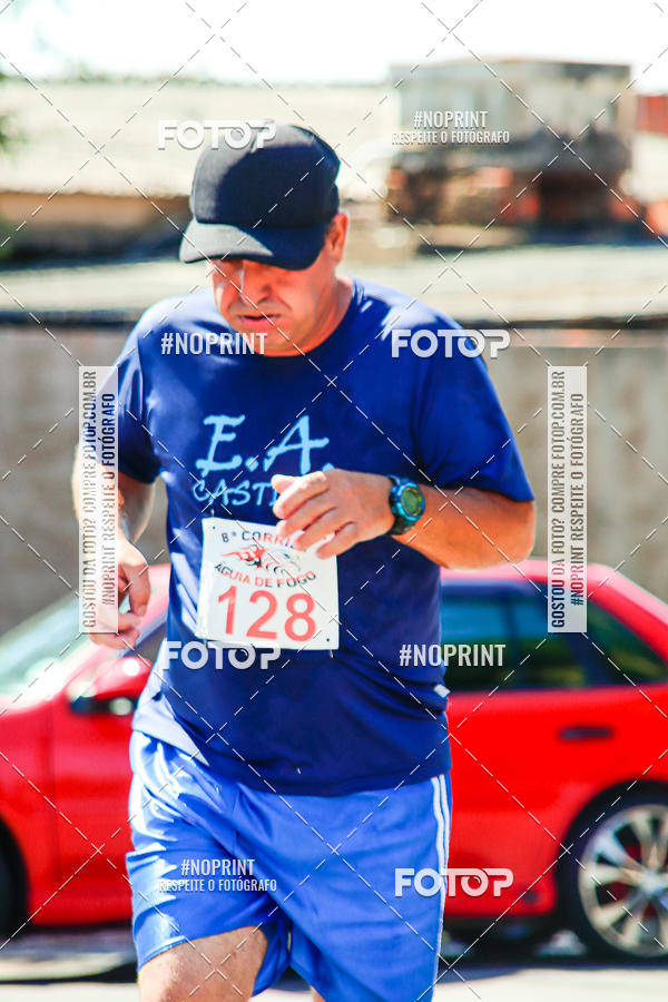 Buy your photos of the event8 Corrida guia de Fogo on Fotop