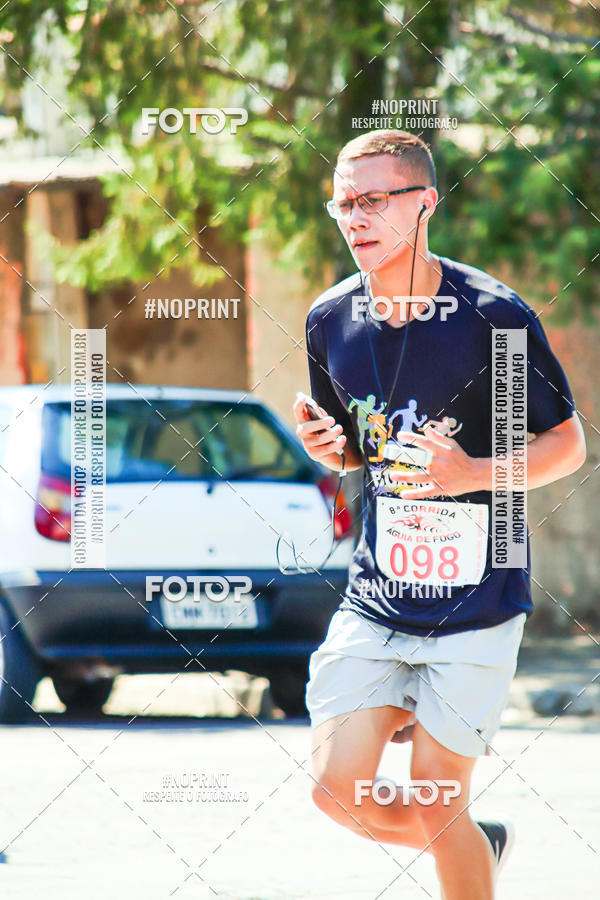 Buy your photos of the event8 Corrida guia de Fogo on Fotop