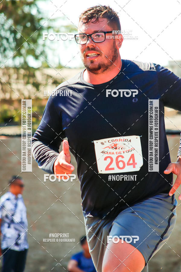 Buy your photos of the event8 Corrida guia de Fogo on Fotop