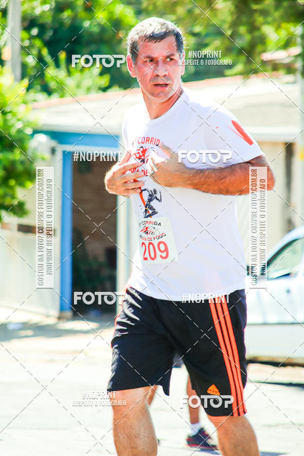Buy your photos of the event8 Corrida guia de Fogo on Fotop