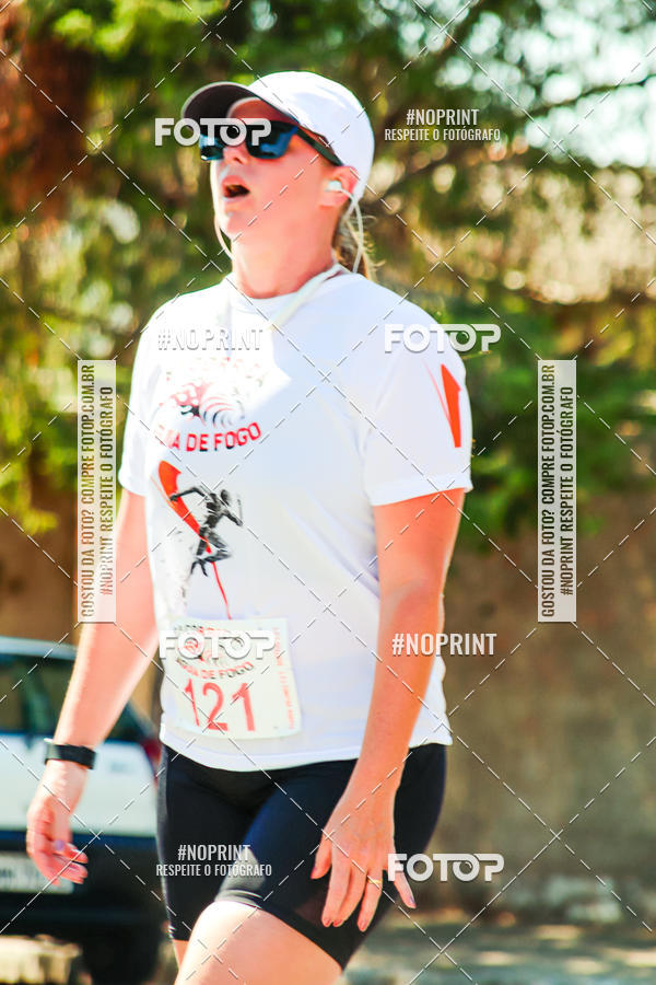 Buy your photos of the event8 Corrida guia de Fogo on Fotop