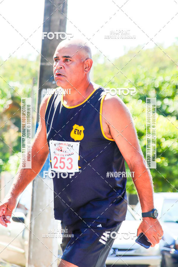 Buy your photos of the event8 Corrida guia de Fogo on Fotop
