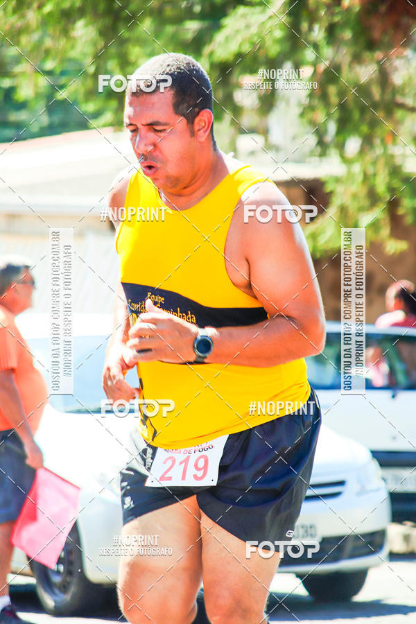 Buy your photos of the event8 Corrida guia de Fogo on Fotop