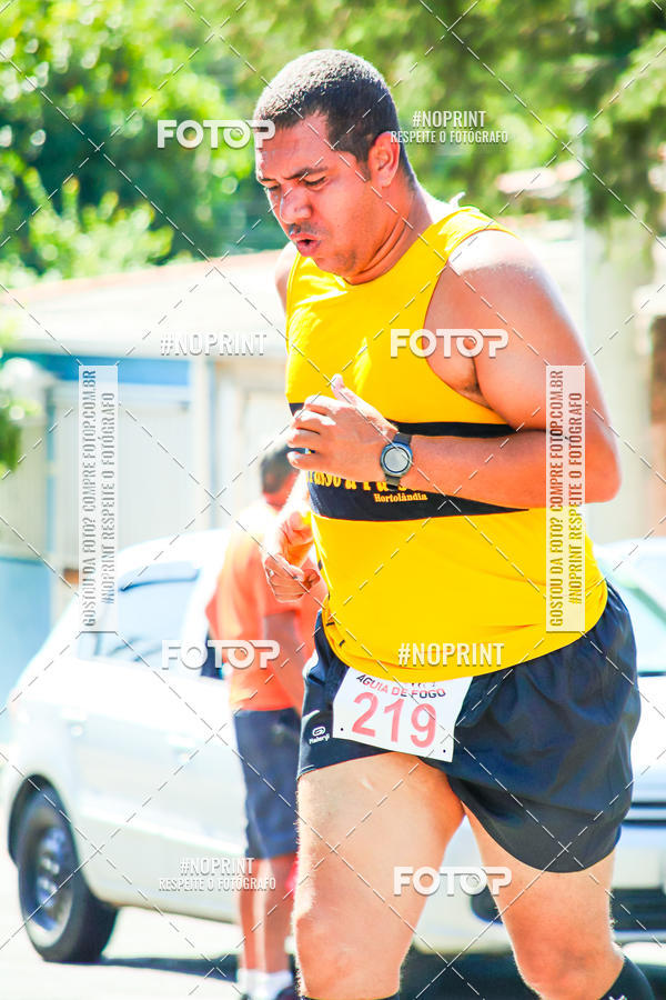 Buy your photos of the event8 Corrida guia de Fogo on Fotop