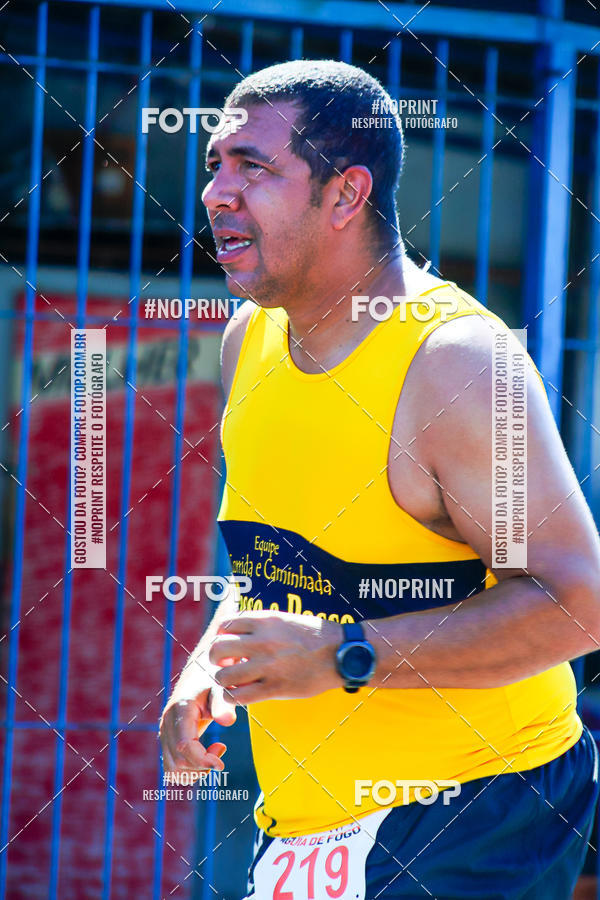 Buy your photos of the event8 Corrida guia de Fogo on Fotop