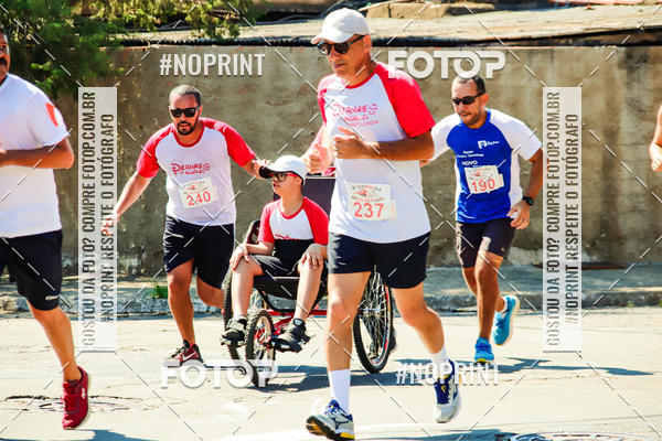 Buy your photos of the event8 Corrida guia de Fogo on Fotop