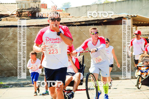 Buy your photos of the event8 Corrida guia de Fogo on Fotop