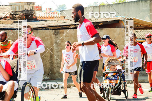 Buy your photos of the event8 Corrida guia de Fogo on Fotop