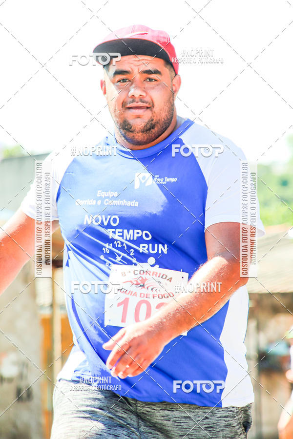 Buy your photos of the event8 Corrida guia de Fogo on Fotop