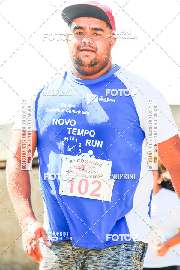 Buy your photos of the event8 Corrida guia de Fogo on Fotop