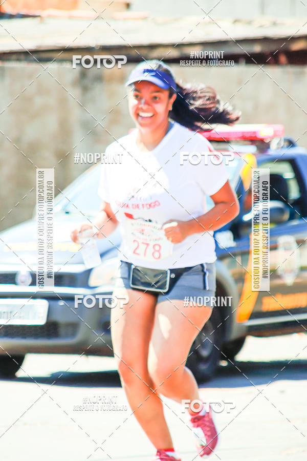 Buy your photos of the event8 Corrida guia de Fogo on Fotop