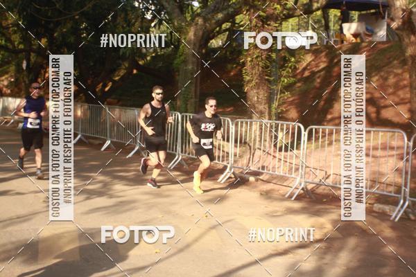 Buy your photos of the event89 Volta da Penha on Fotop