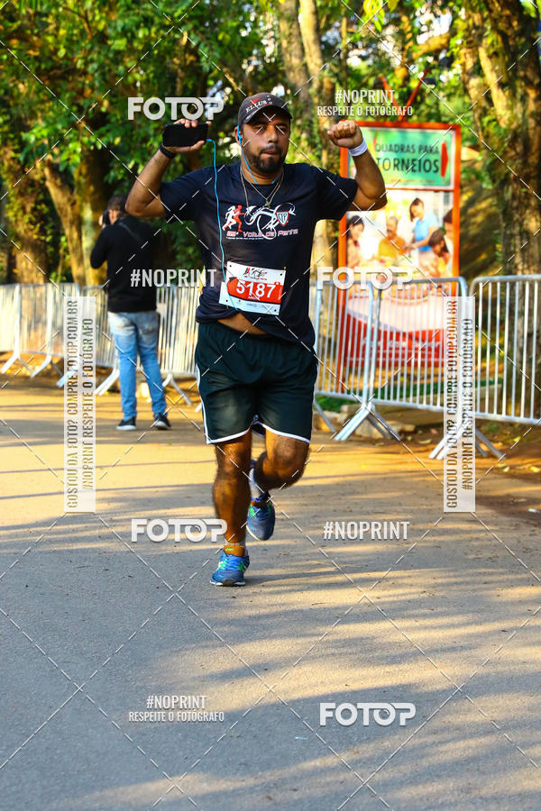 Buy your photos of the event89 Volta da Penha on Fotop