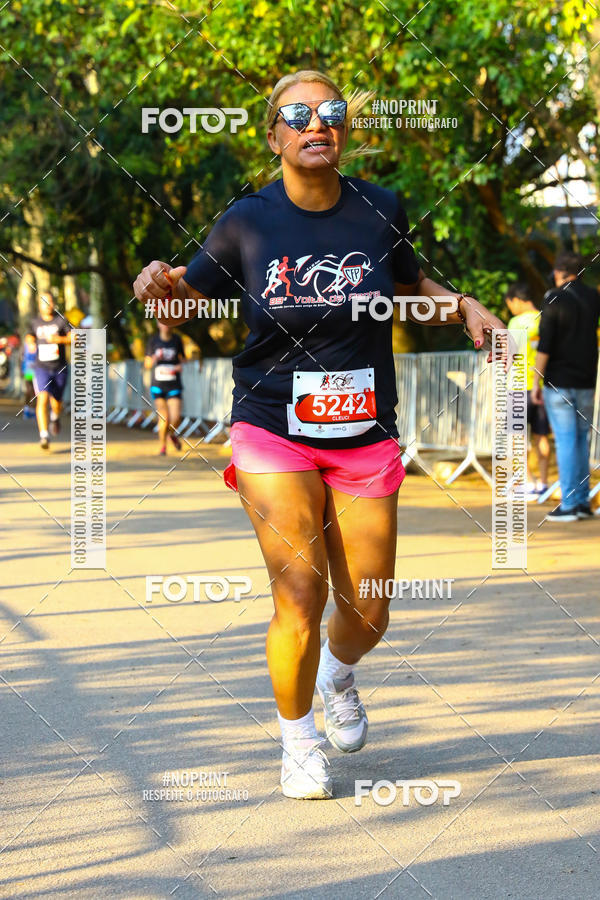 Buy your photos of the event89 Volta da Penha on Fotop