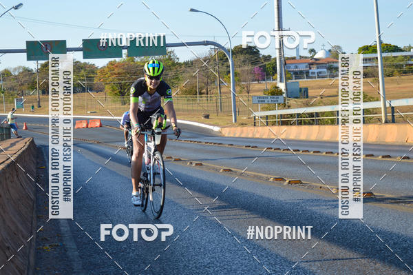 Compre as suas fotos do eventoTriday Series  - Etapa Braslia no Fotop