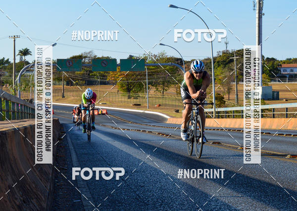 Compre as suas fotos do eventoTriday Series  - Etapa Braslia no Fotop