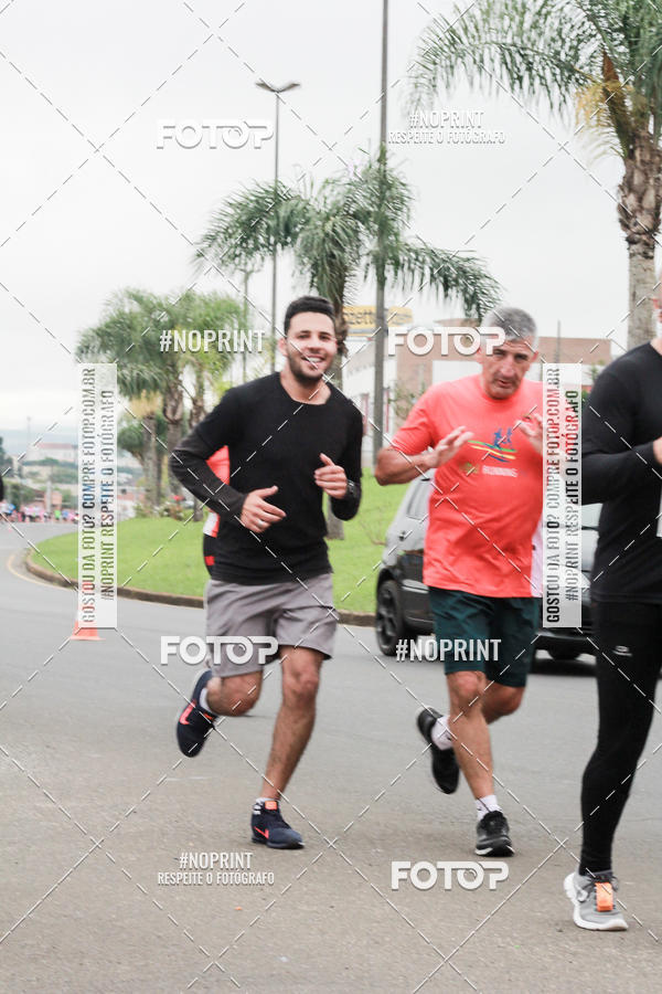 Buy your photos of the eventMEIA MARATONA DE PONTA GROSSA UNINTER 2019 on Fotop