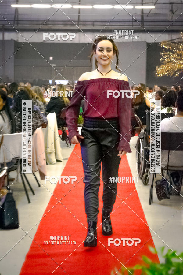 Buy your photos of the eventTEMPOS E ESTAES - CH DE MULHERES 2019 - DESFILE ANYDAY on Fotop