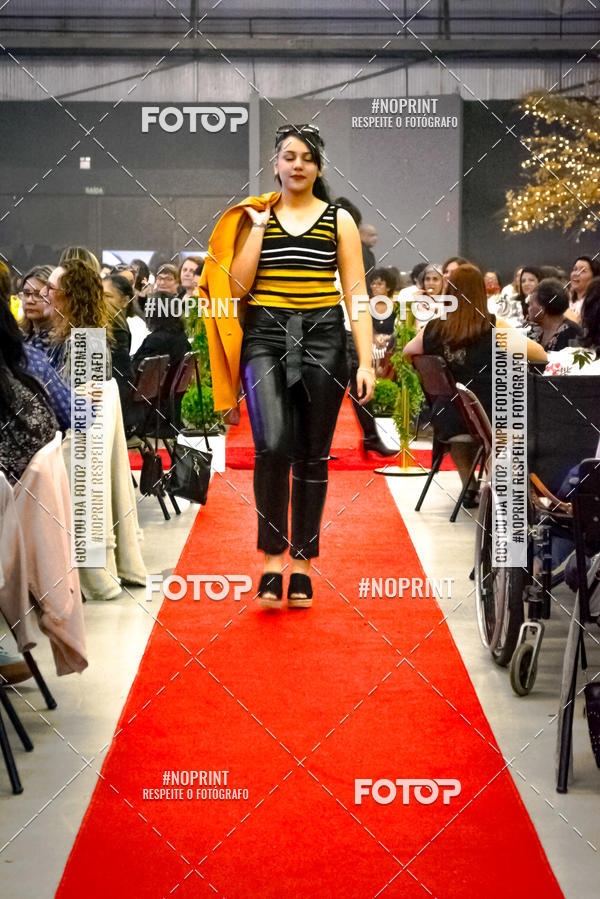 Buy your photos of the eventTEMPOS E ESTAES - CH DE MULHERES 2019 - DESFILE ANYDAY on Fotop