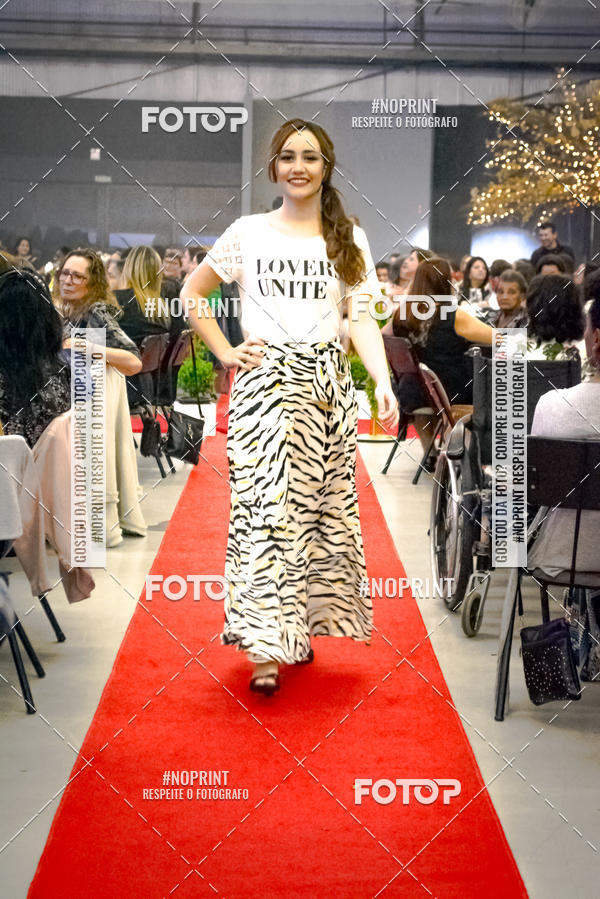 Buy your photos of the eventTEMPOS E ESTAES - CH DE MULHERES 2019 - DESFILE ANYDAY on Fotop