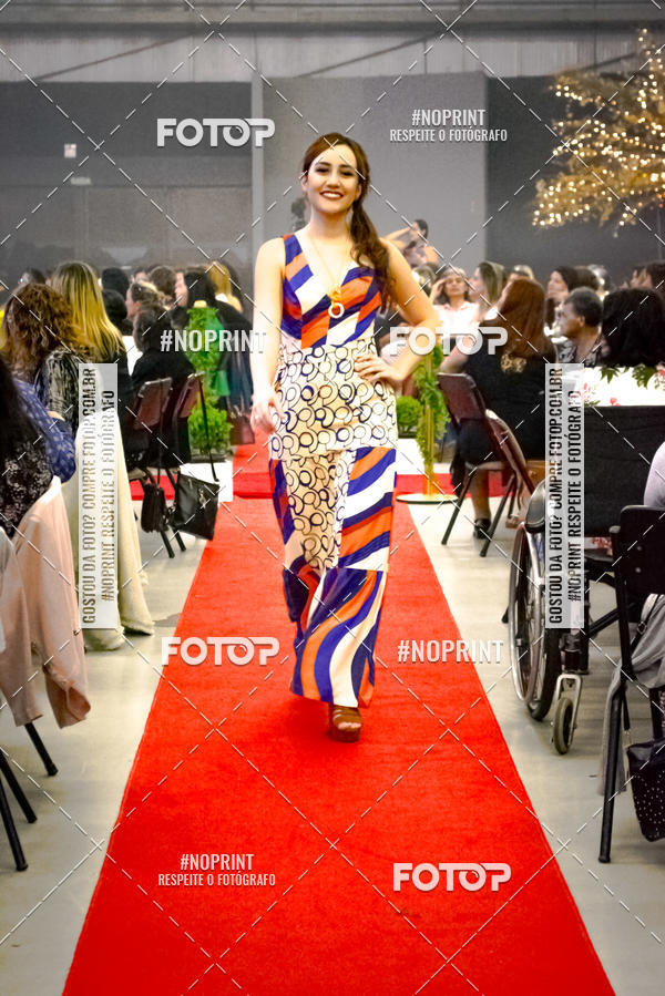 Buy your photos of the eventTEMPOS E ESTAES - CH DE MULHERES 2019 - DESFILE ANYDAY on Fotop