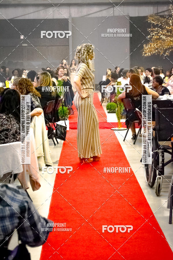 Buy your photos of the eventTEMPOS E ESTAES - CH DE MULHERES 2019 - DESFILE ANYDAY on Fotop