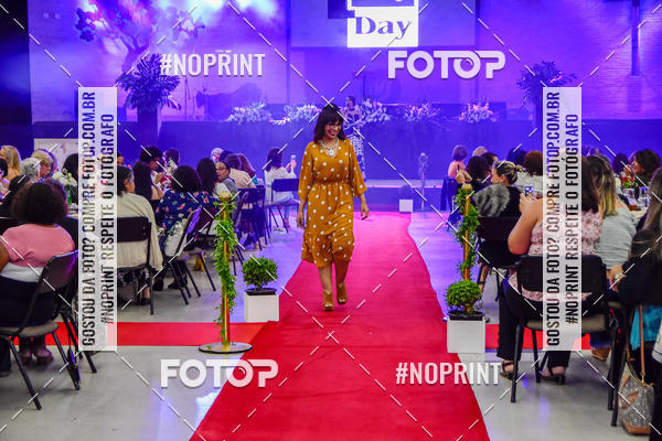 Buy your photos of the eventTEMPOS E ESTAES - CH DE MULHERES 2019 - DESFILE ANYDAY on Fotop