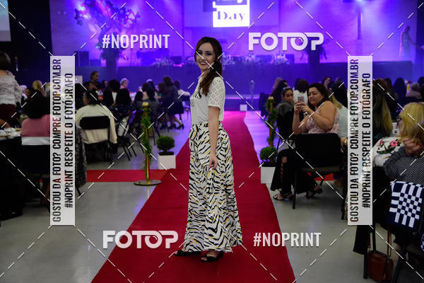 Buy your photos of the eventTEMPOS E ESTAES - CH DE MULHERES 2019 - DESFILE ANYDAY on Fotop