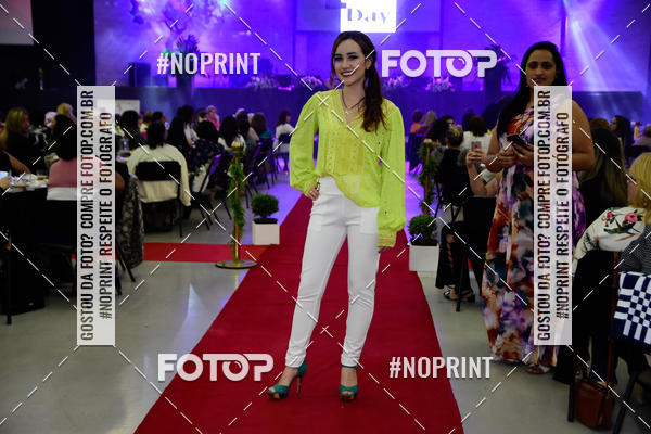 Buy your photos of the eventTEMPOS E ESTAES - CH DE MULHERES 2019 - DESFILE ANYDAY on Fotop