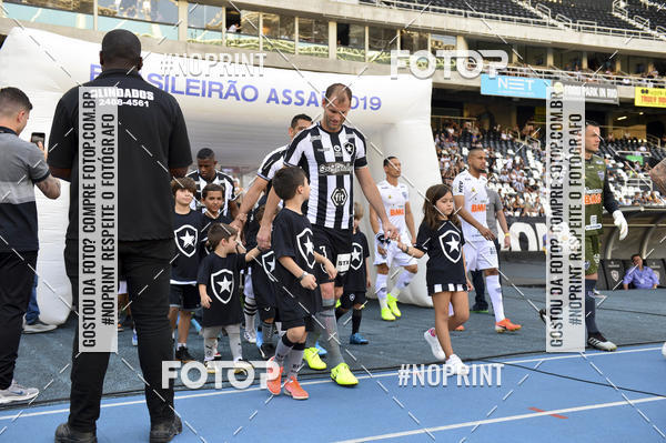 Buy your photos of the eventBotafogo x Atltico-MG  Nilton Santos - 08/09/2019 on Fotop