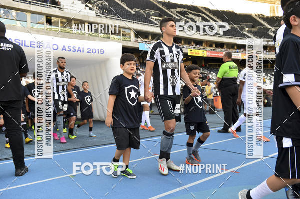 Buy your photos of the eventBotafogo x Atltico-MG  Nilton Santos - 08/09/2019 on Fotop