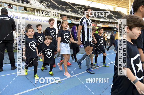 Buy your photos of the eventBotafogo x Atltico-MG  Nilton Santos - 08/09/2019 on Fotop